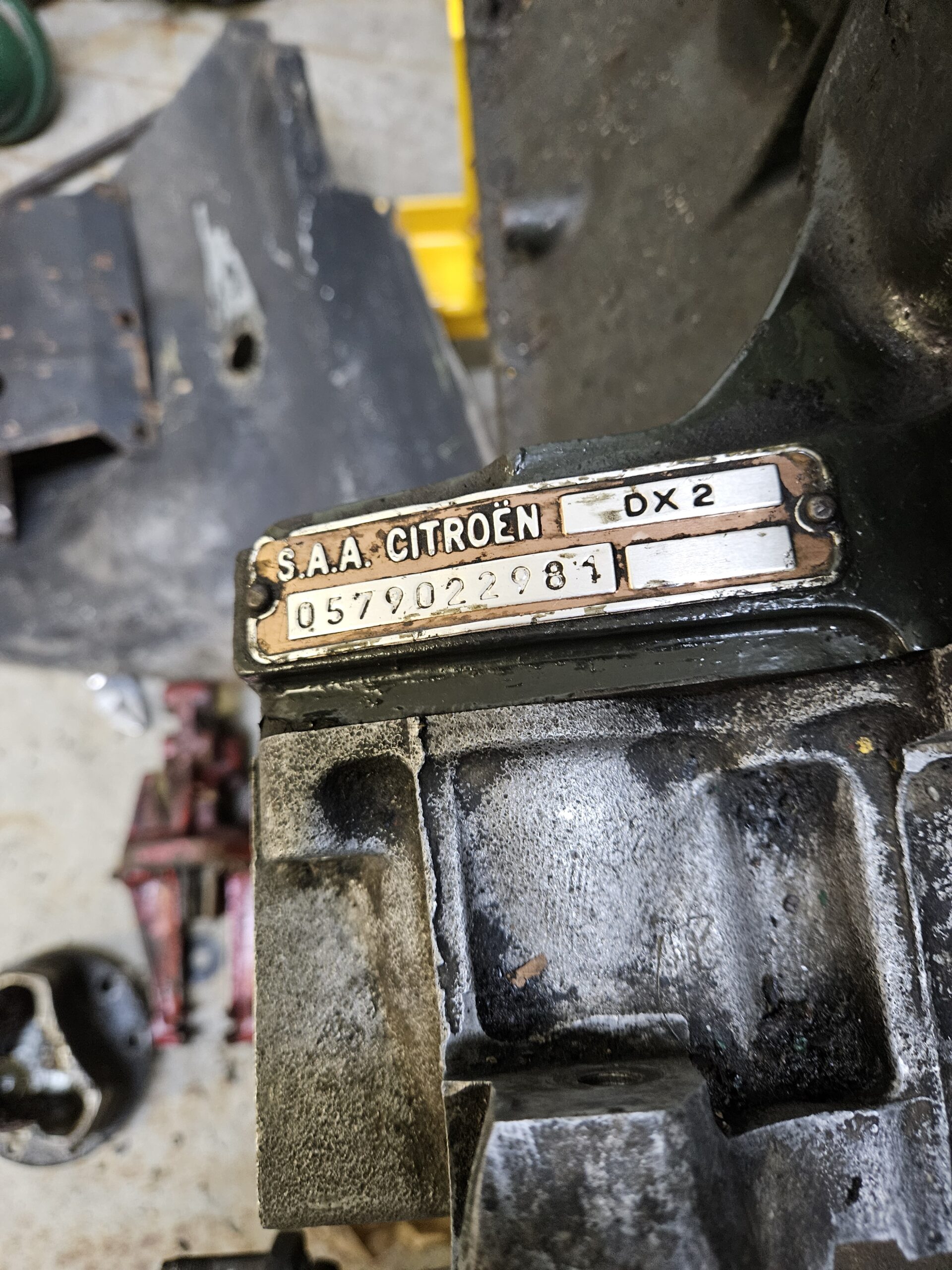 DS 21 motor and 4 speed manual transmission