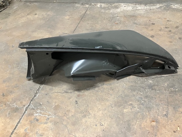 DS / ID Left Front Fender ’68 ->