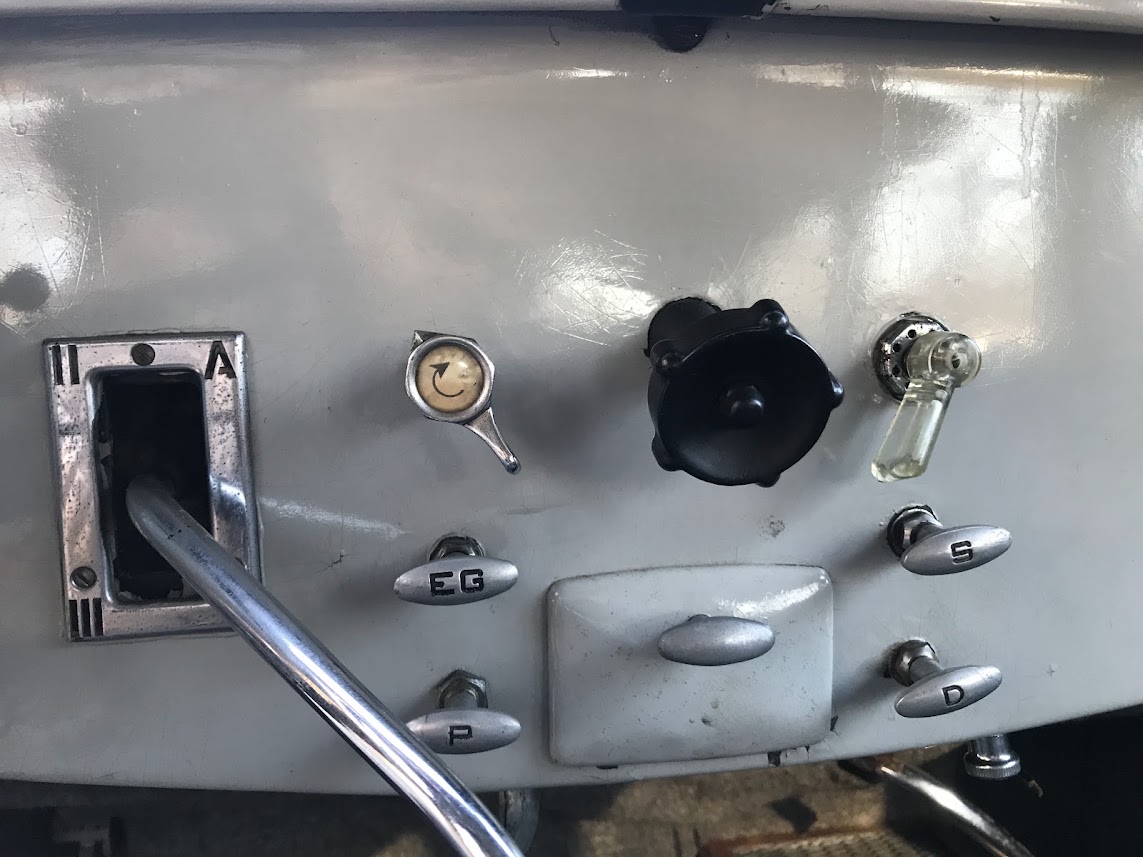 Auction Sept 20 10:30AM EST: Rare 9-person Familiale, long-wheelbase Traction Avant 11. Running & perfect for weddings, parades, test drive in Freehold, NY before auction.